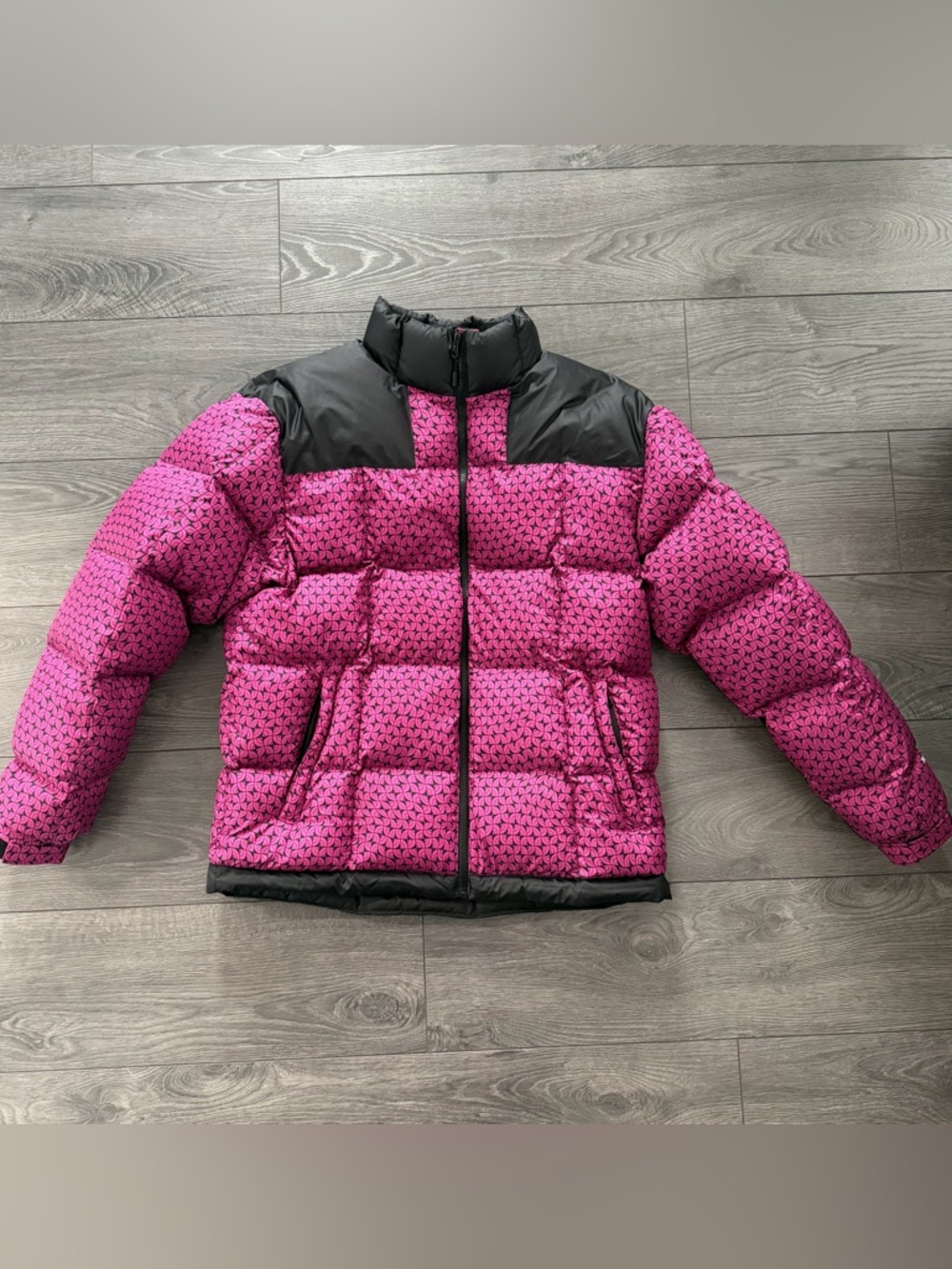 North Face ‘1990’ Lhotse jacket size Medium